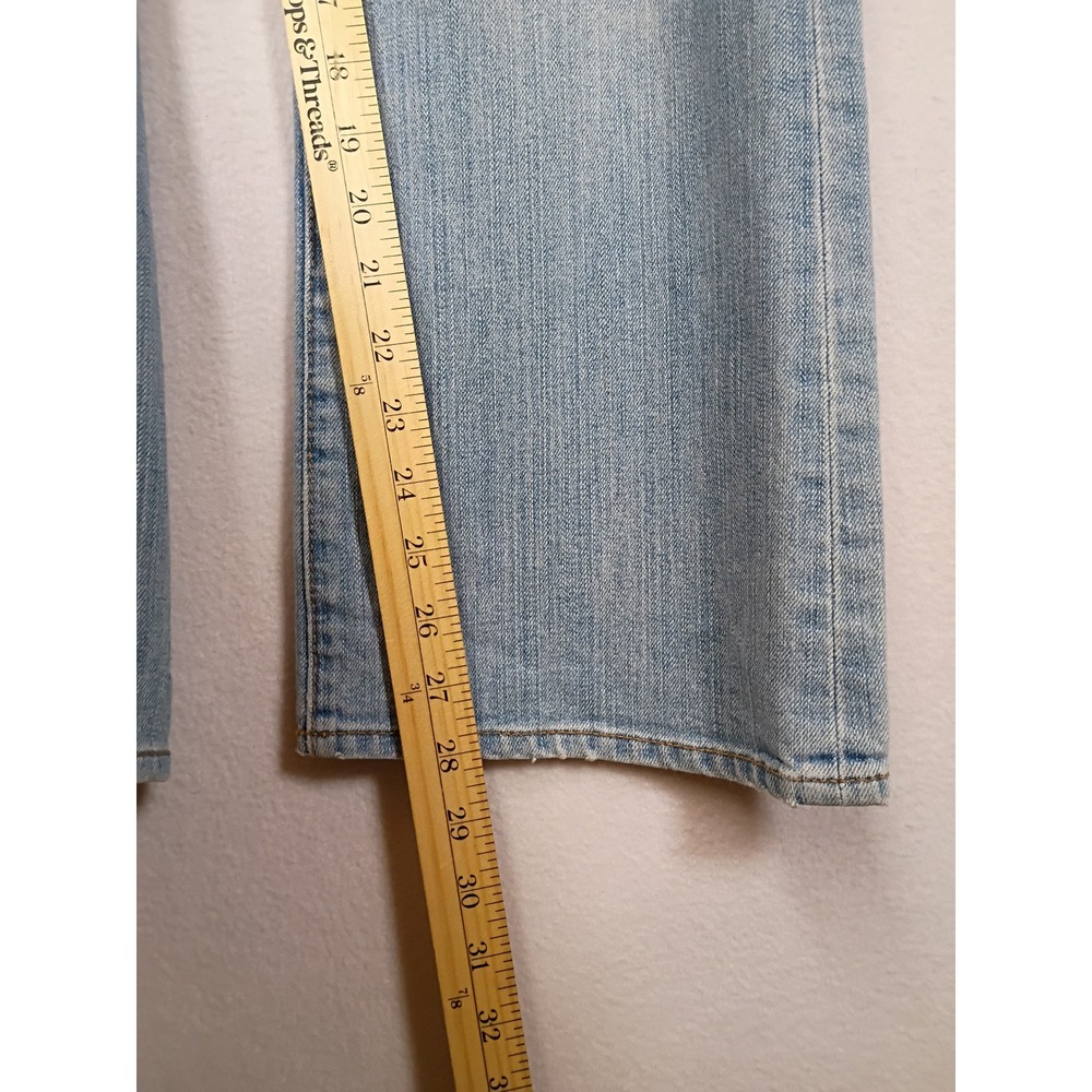 Y2K Casual Old Navy Womens 12 Short Light Wash The Diva Bootcut Stretch Jeans - Picture 6 of 10